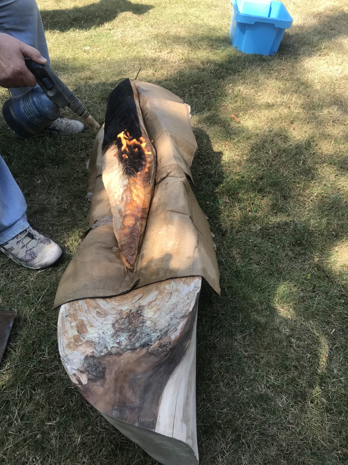 Noch ein bissi Feuer ... (Überschrift:Kontraste)