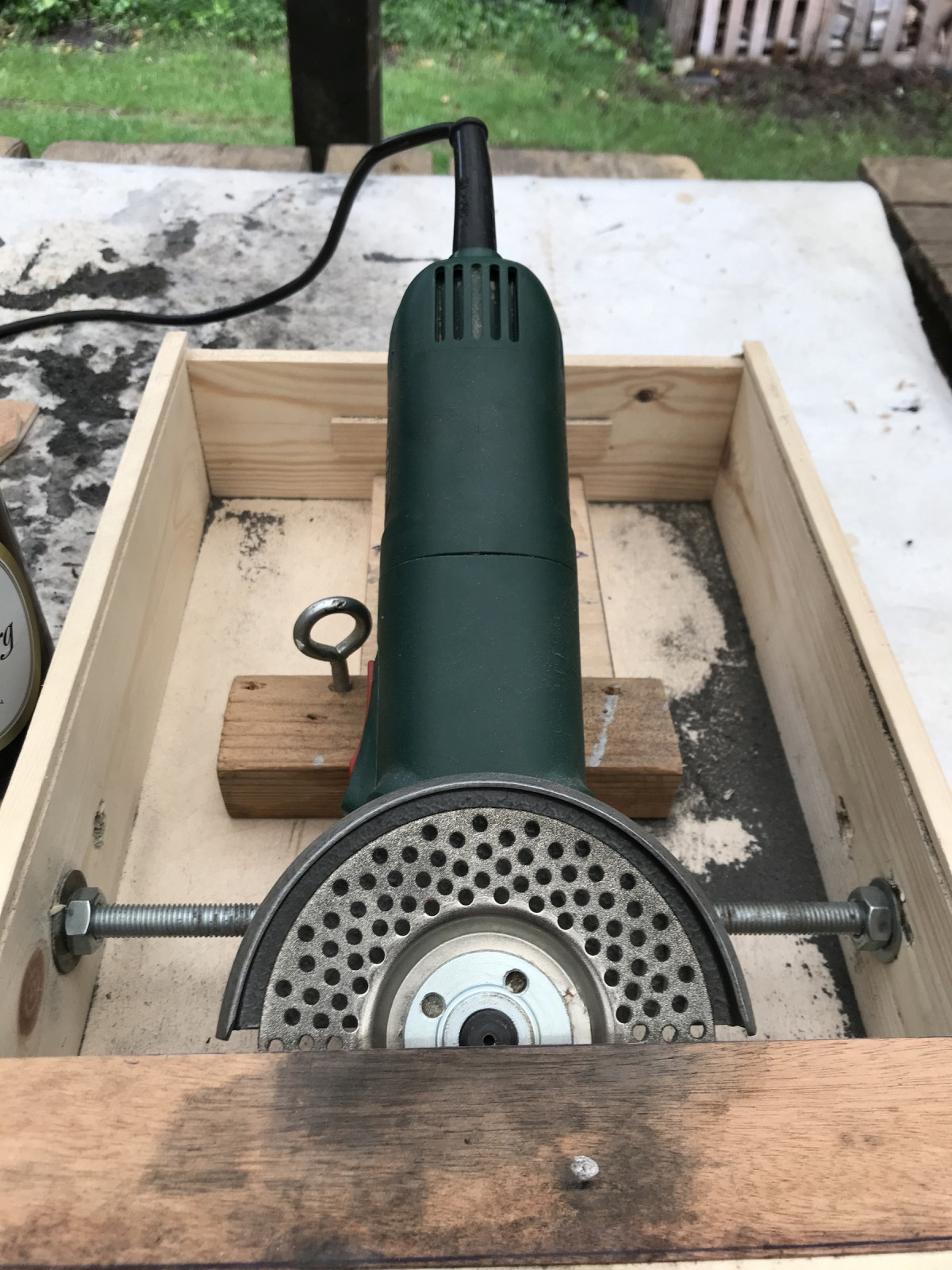 Modell 4711 (Weinkiste, Flex drehbar und gedrosselt)