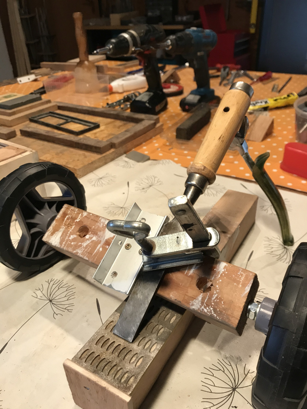 Modell 4712 - Prototyp (Räder vom alten Kompressor)