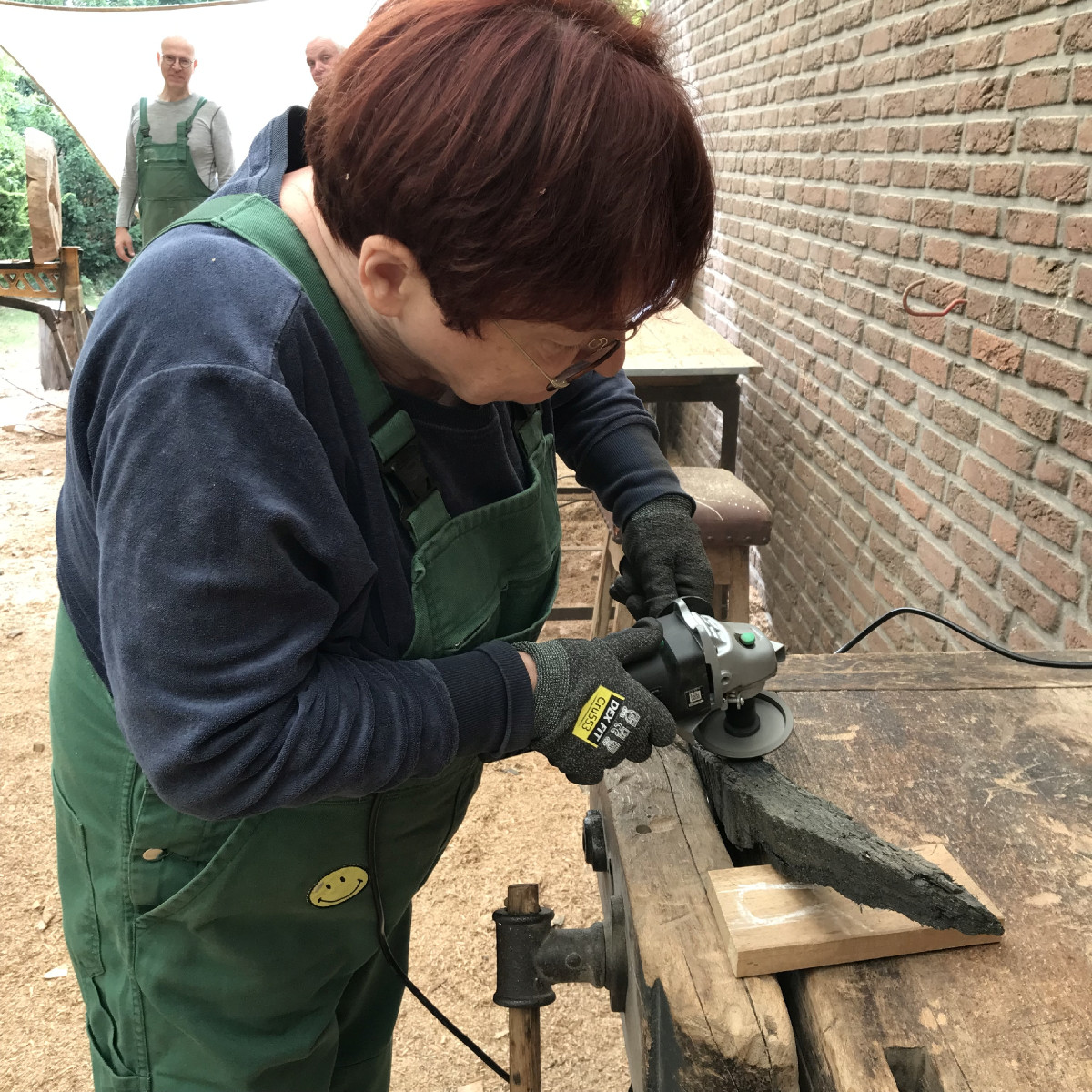 Dagmar mit "schwerem Gerät"