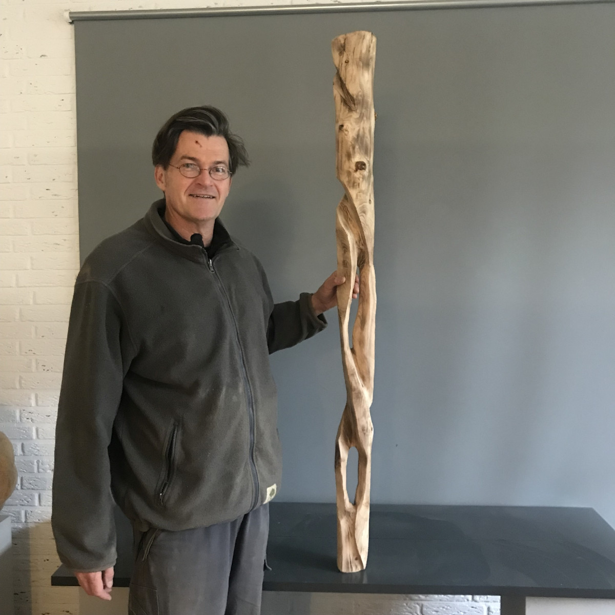 Marc mit geflämmter Thuja für die Wespen ...