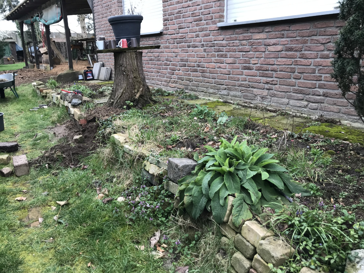 Gartenmauer reparieren