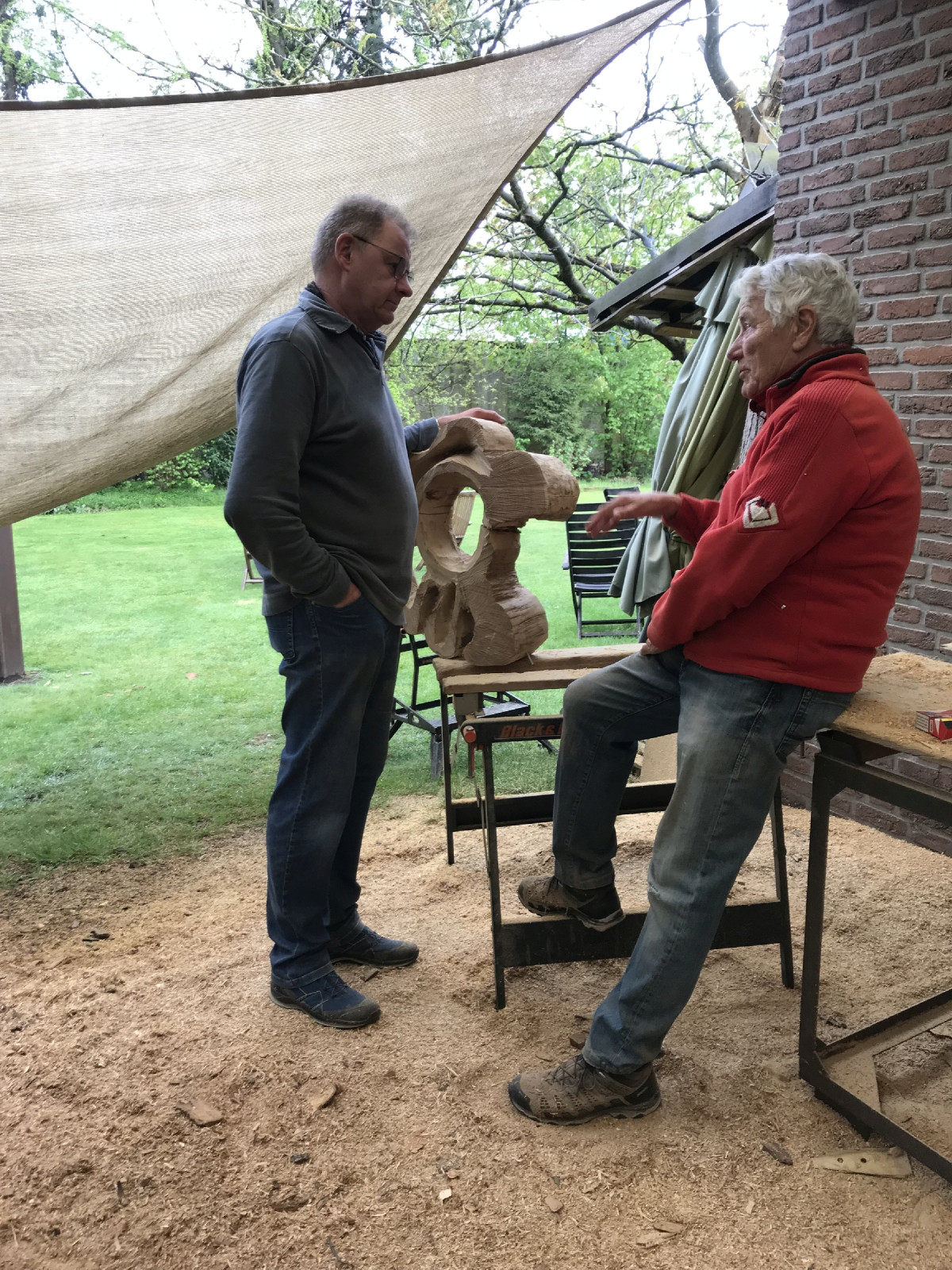 Fachgespräch: "Und wie schleifst du deine Ketten, Andreas?"