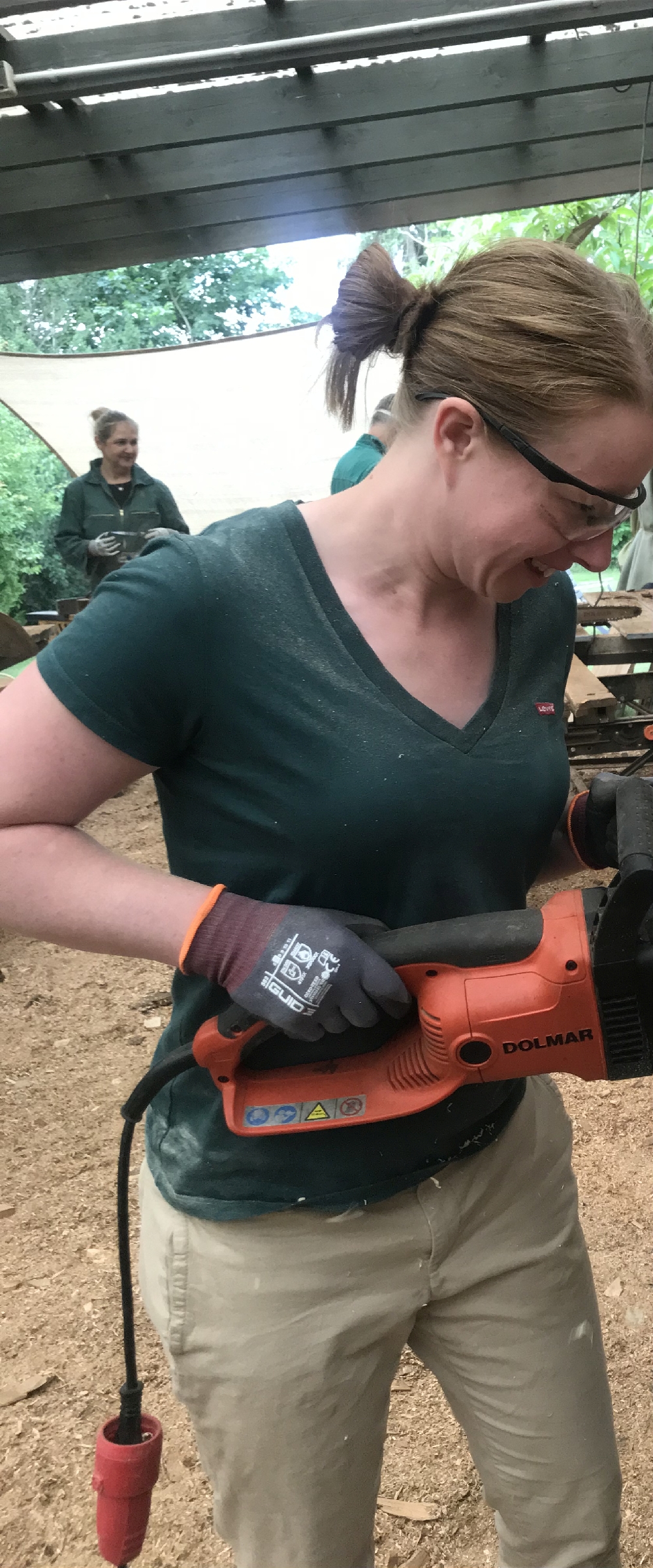 Sarah, in Kunst angeblich immer ne Vier