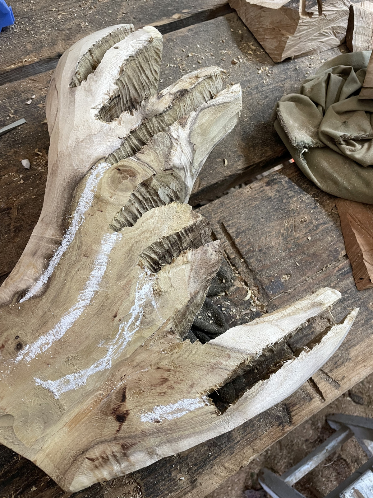 Weg mit dem überflüssigen Holz, Elke