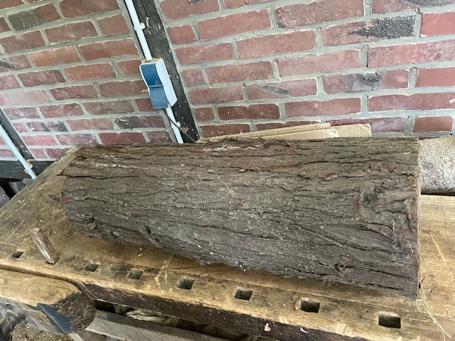 ...Weg. Danke für das ganze passende Brennholz ;-)